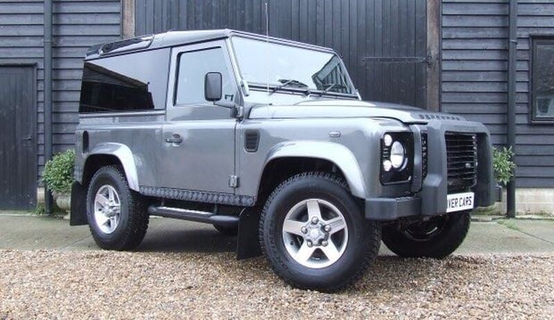 LAND ROVER DEFENDER 90