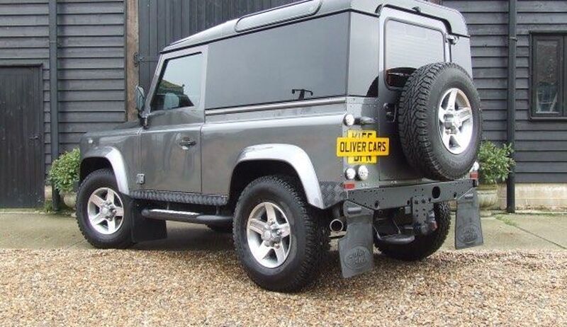 LAND ROVER DEFENDER 90