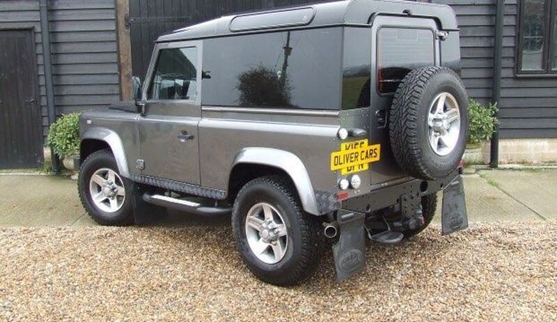 LAND ROVER DEFENDER 90