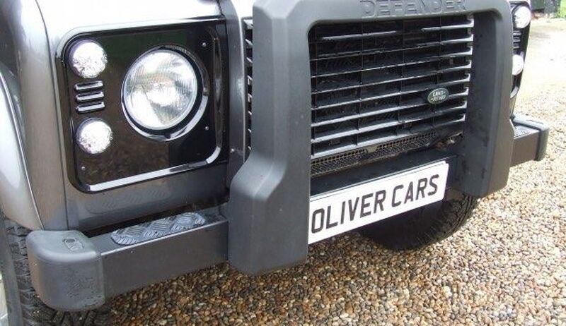 LAND ROVER DEFENDER 90