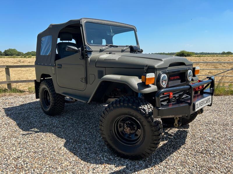 TOYOTA LAND CRUISER